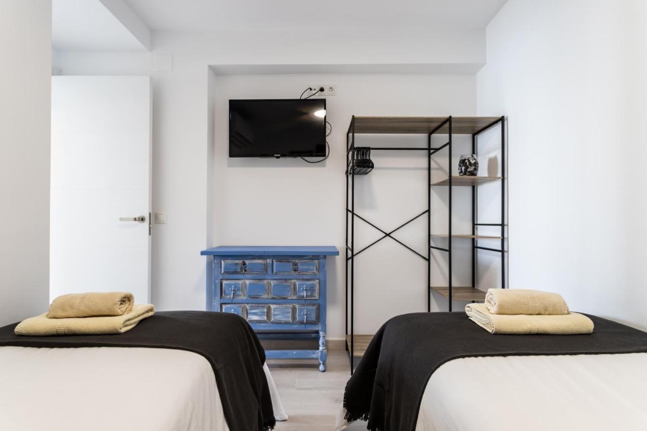 פואנגירולה Sur Suites La Peseta מראה חיצוני תמונה
